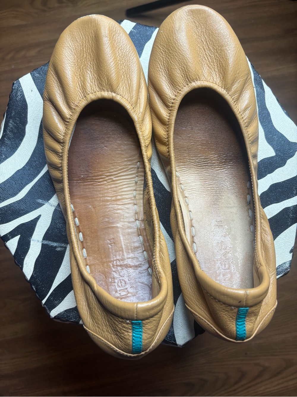 Tieks Tan Leather Ballet Flats with Teal Heel Tab